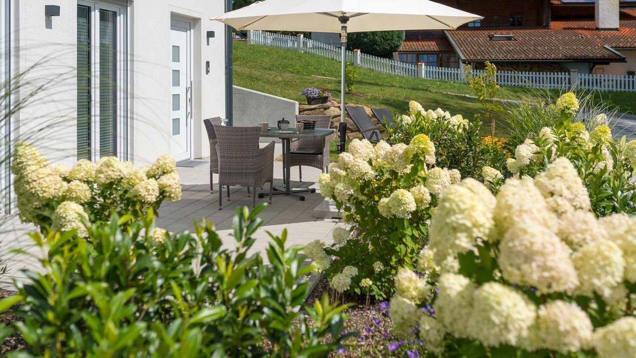 Terrasse mit Garten Terrasse mit Garten